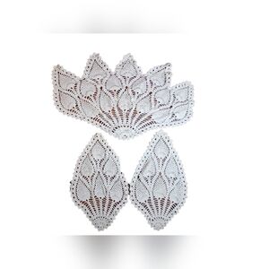 Vintage 7pc Set Crocheted Pineapple Lace Doileys